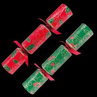 Swirling Holly Crackers
